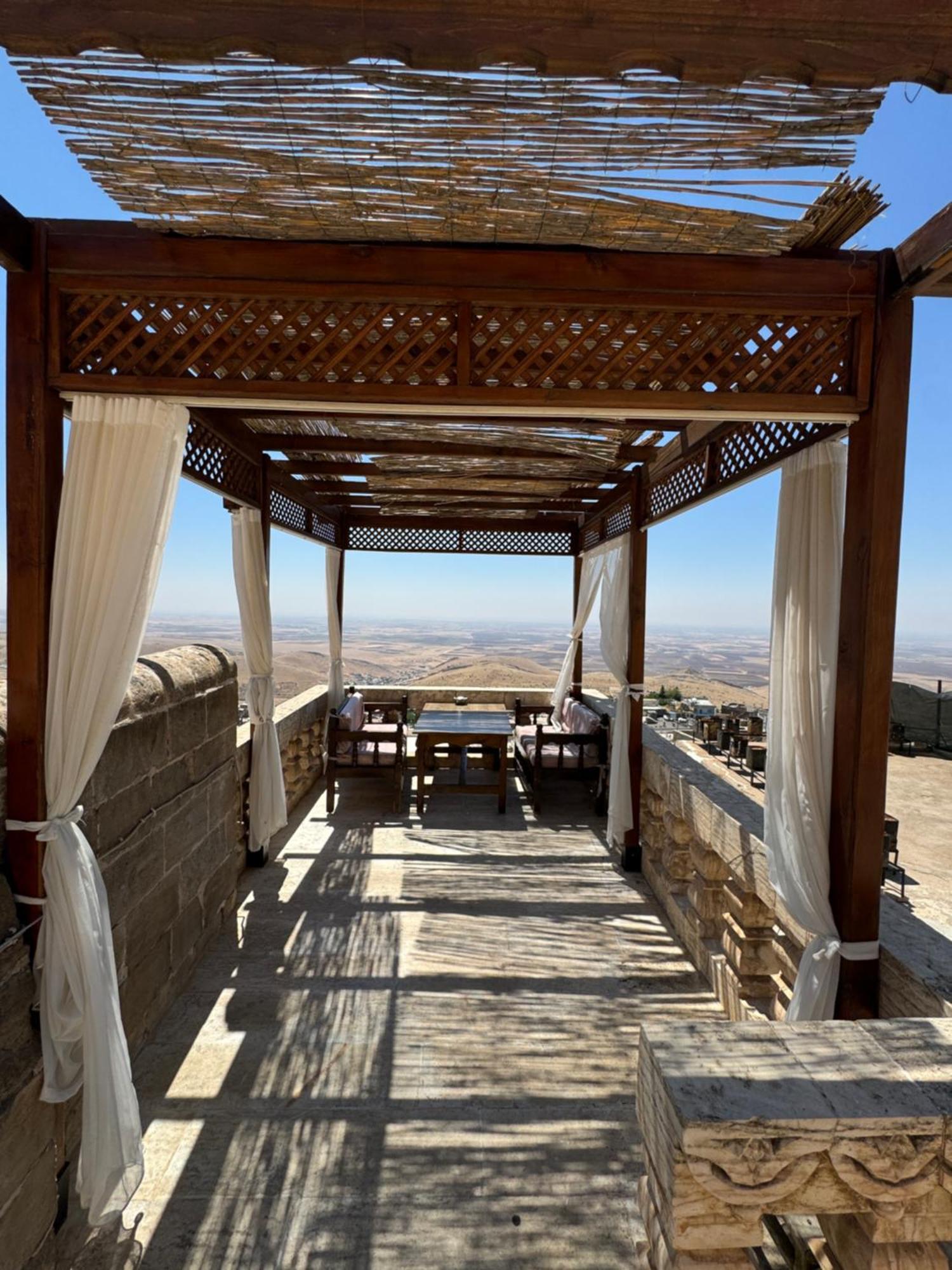 מרדין Maristan Tarihi Konak מראה חיצוני תמונה